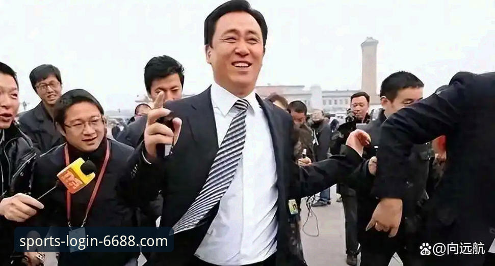 辉煌与落幕：许家印足球帝国兴衰与体育平台深度体验的启示
